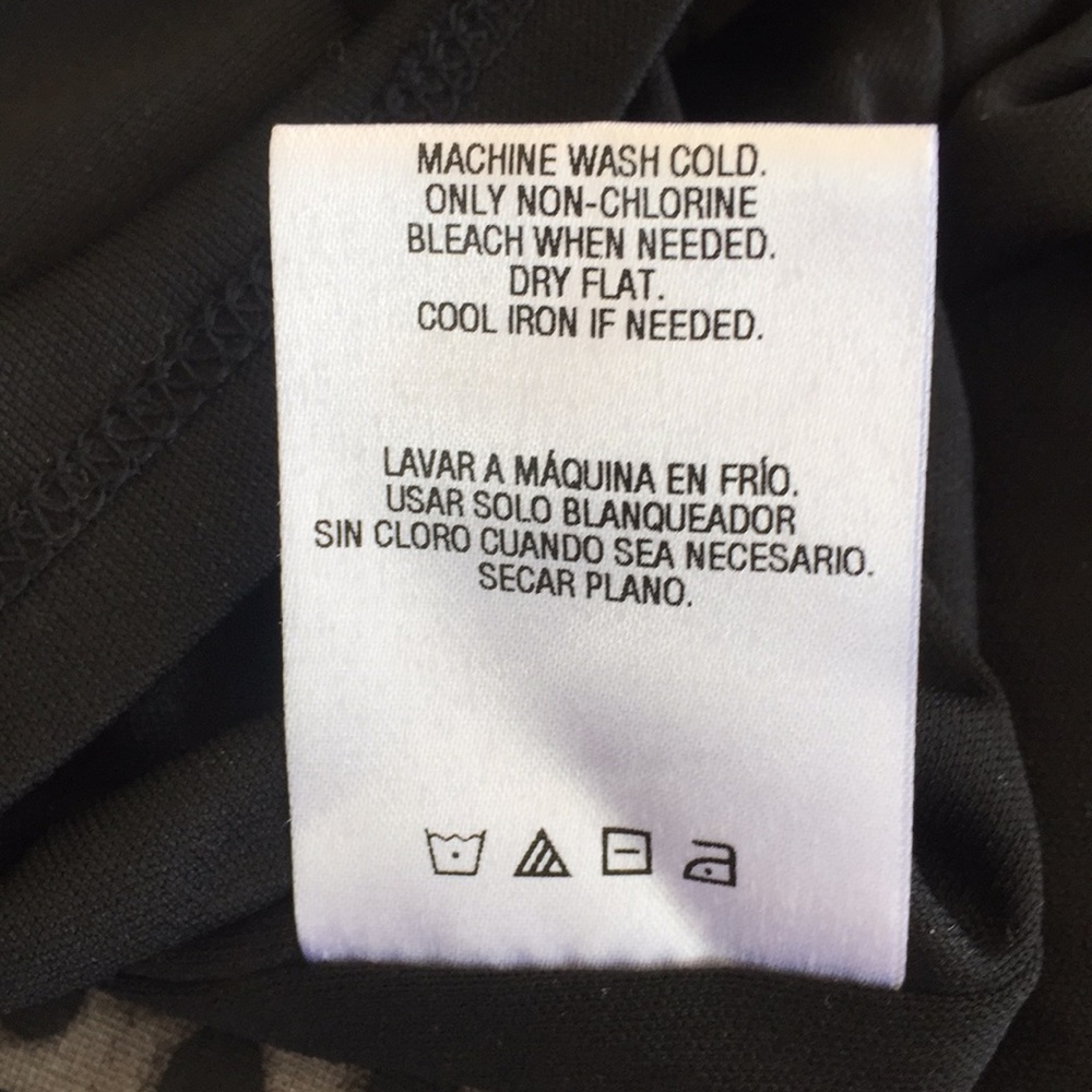 Chic Work Dress - Picture 11 of 11